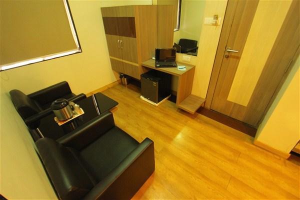 Princess Hotel Ankleshwar Bagian luar foto