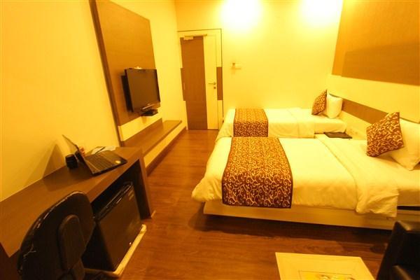 Princess Hotel Ankleshwar Bagian luar foto