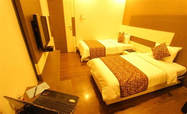Princess Hotel Ankleshwar Bagian luar foto