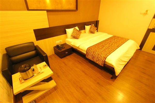 Princess Hotel Ankleshwar Bagian luar foto